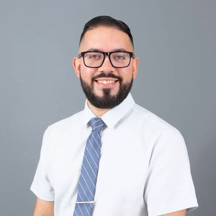 Jonathan DeLeon, fundador de Go Car Advisor℠